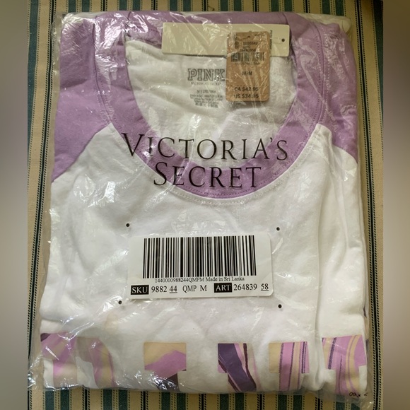 NEW VSPINK BASEBALL TEE W/PURPLE ZEBRA STRIPED LOGO SIZE MEDIUM - Picture 2 of 6